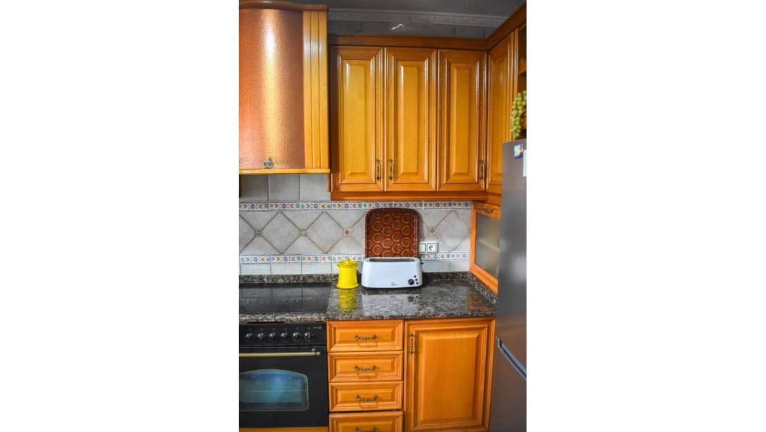 Sale - Apartment - Torrevieja - Torrevieja Centro