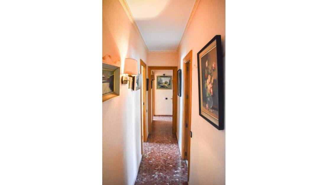 Sale - Apartment - Torrevieja - Torrevieja Centro