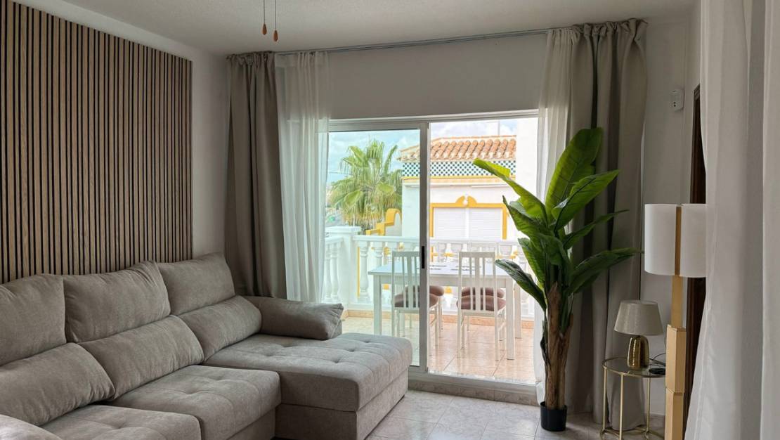 Sale - Apartment - Torrevieja - Torrevieja Centro