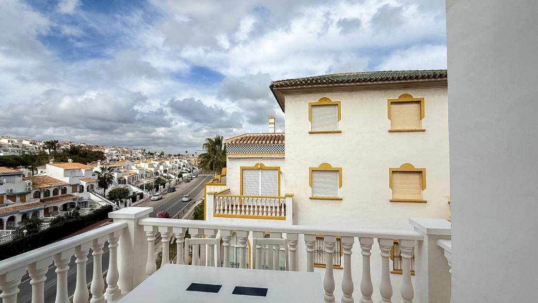 Sale - Apartment - Torrevieja - Torrevieja Centro