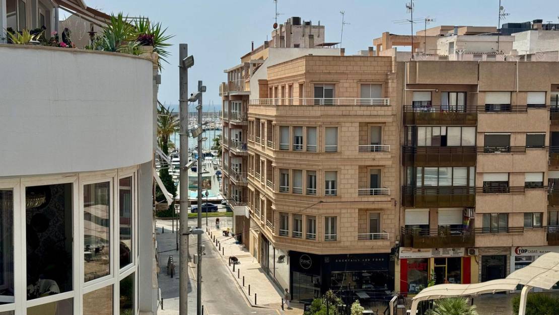 Sale - Apartment - Torrevieja - Torrevieja Centro