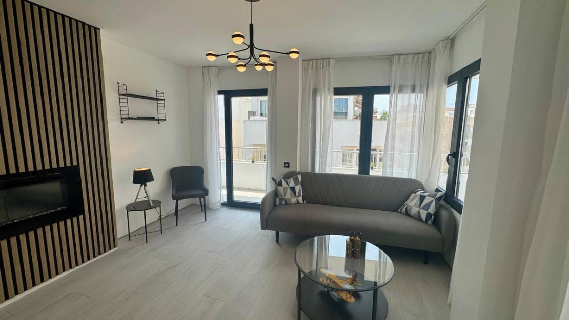 Sale - Apartment - Torrevieja - Torrevieja Centro