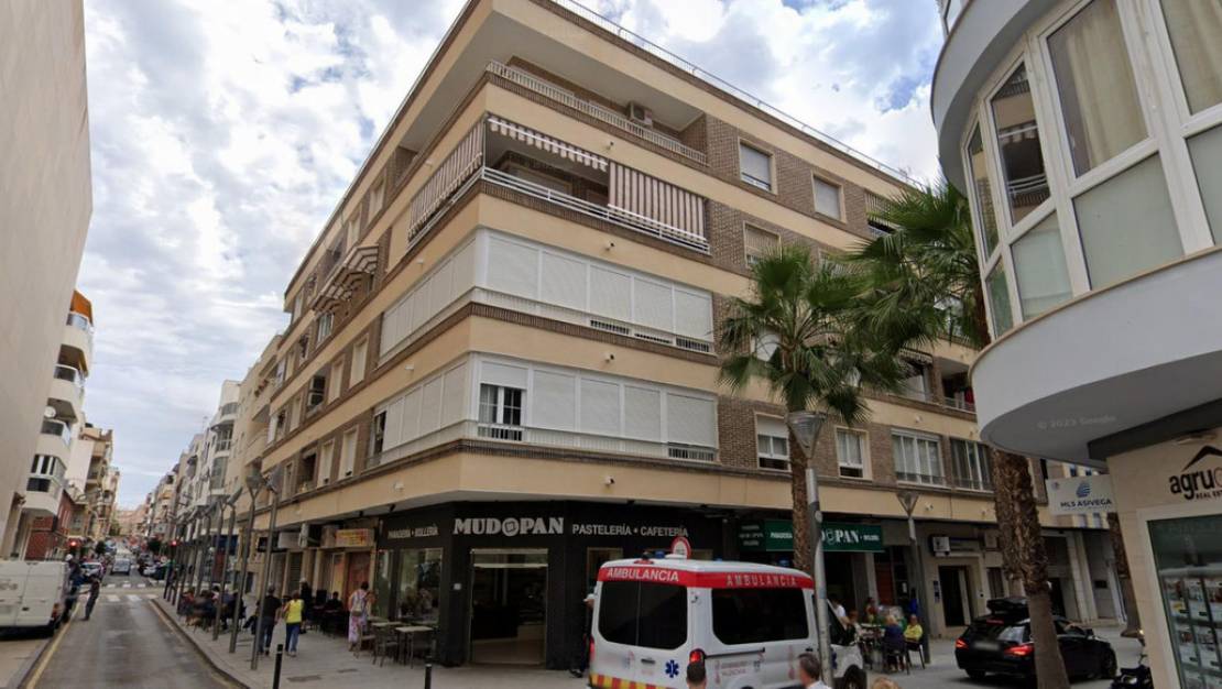 Sale - Apartment - Torrevieja - Torrevieja Centro