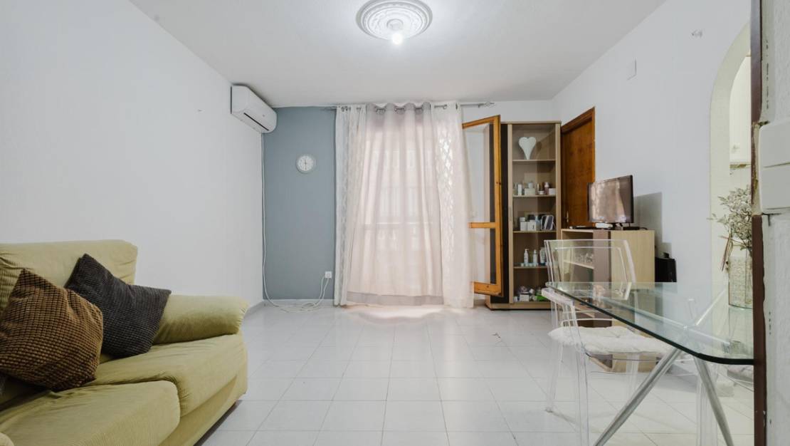 Sale - Apartment - Torrevieja - Torrevieja Centro