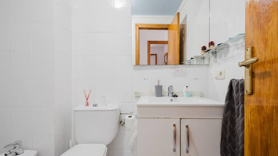 Sale - Apartment - Torrevieja - Torrevieja Centro