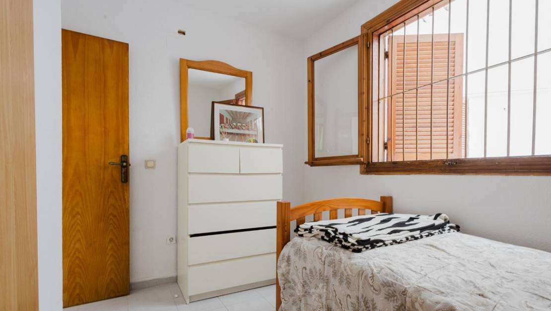 Sale - Apartment - Torrevieja - Torrevieja Centro