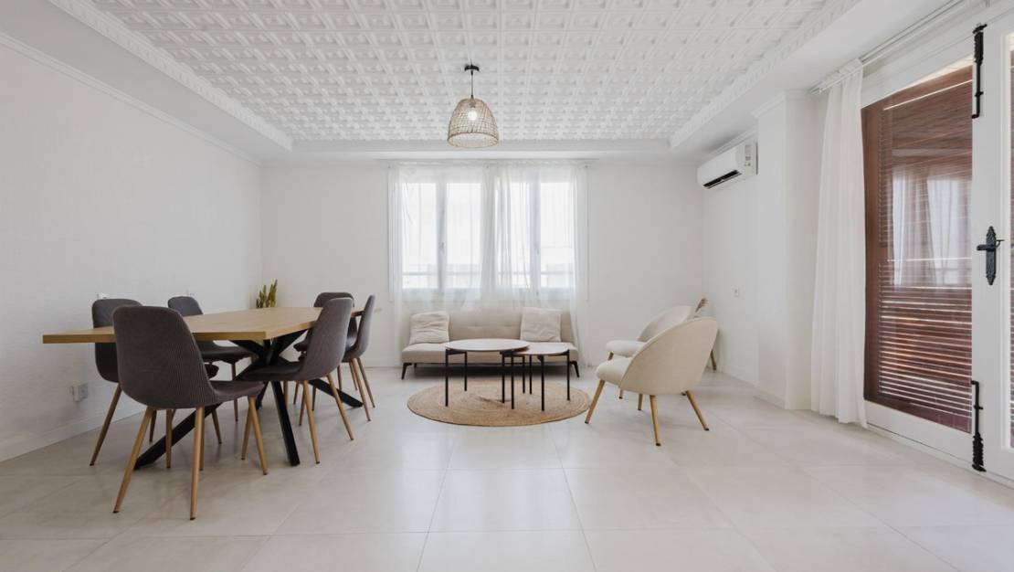 Sale - Apartment - Torrevieja - Torrevieja Centro