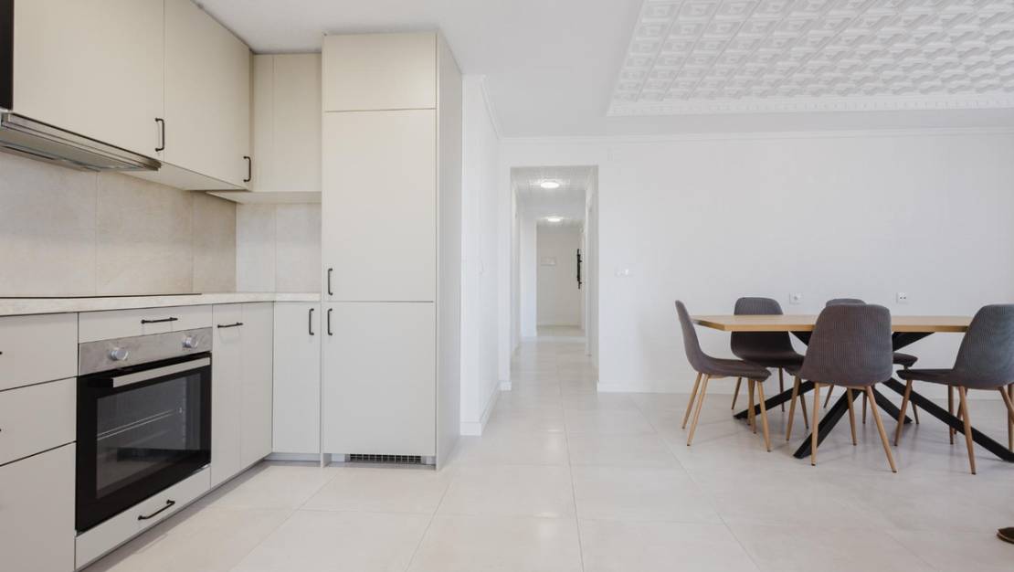 Sale - Apartment - Torrevieja - Torrevieja Centro