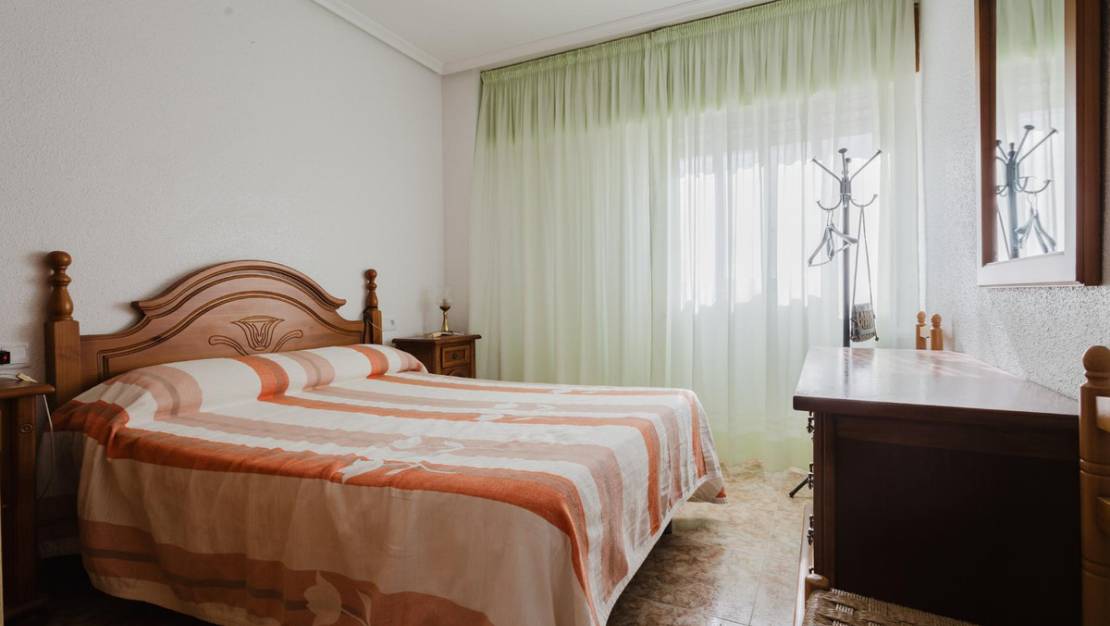 Sale - Apartment - Torrevieja - Torrevieja Centro