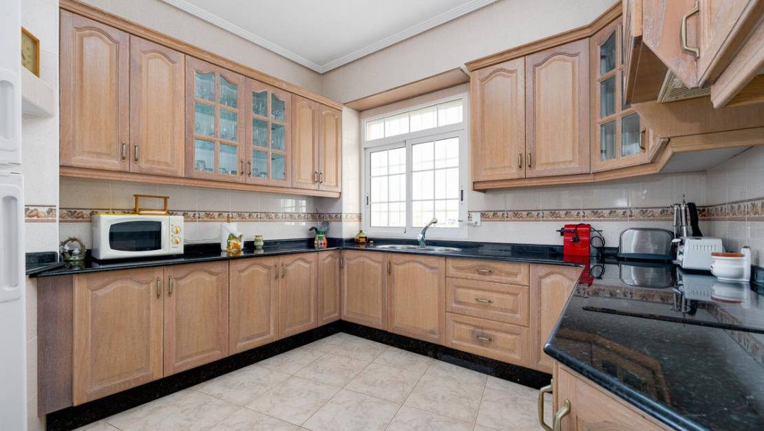 Sale - Apartment - Torrevieja - Torrevieja Centro