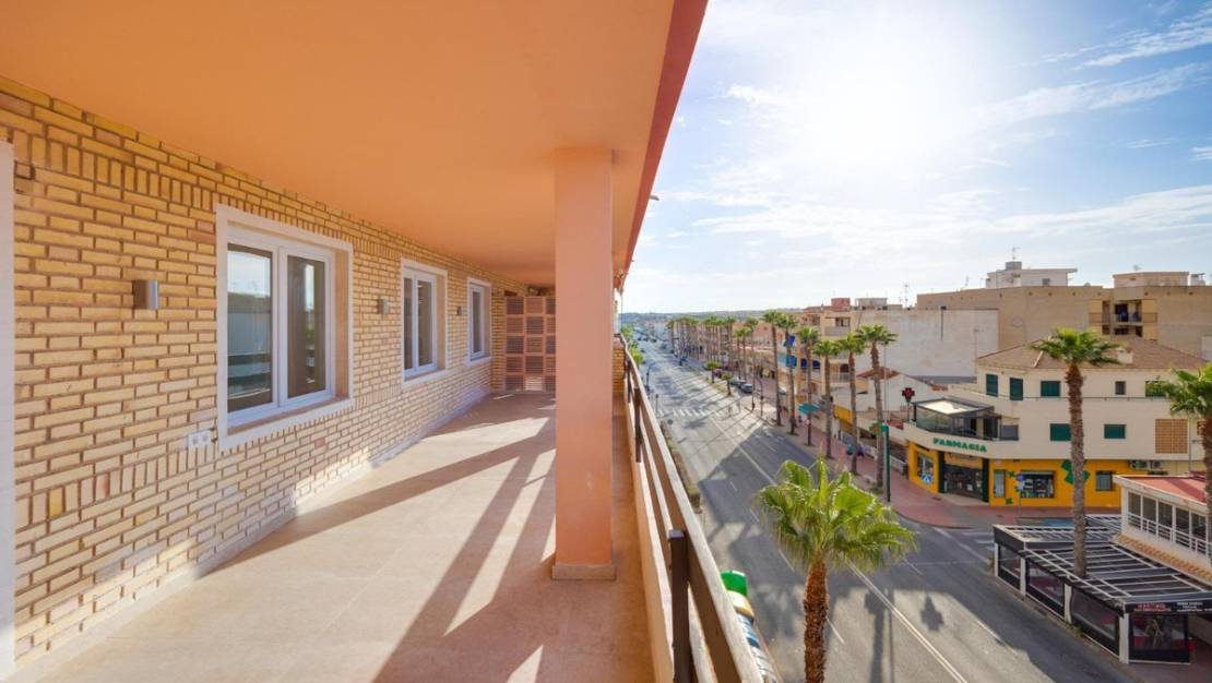 Sale - Apartment - Torrevieja - Torrevieja Centro