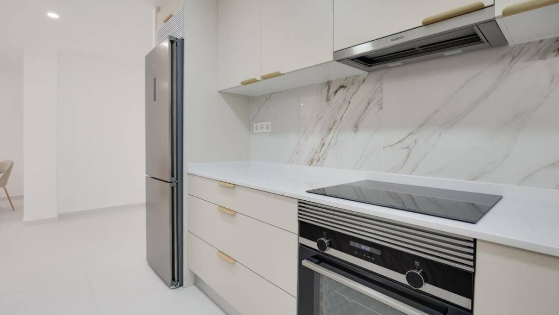 Sale - Apartment - Torrevieja - Torrevieja Centro