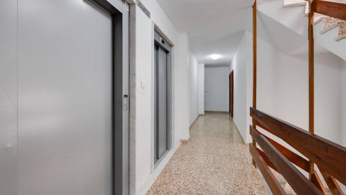 Sale - Apartment - Torrevieja - Torrevieja Centro