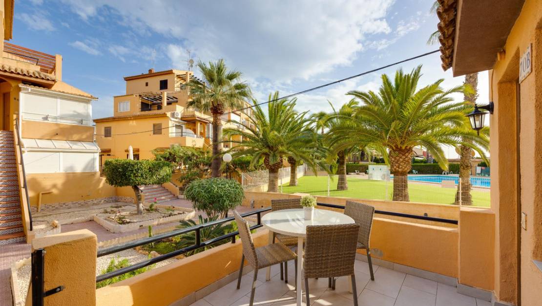 Sale - Apartment - Torrevieja - Torrevieja Centro