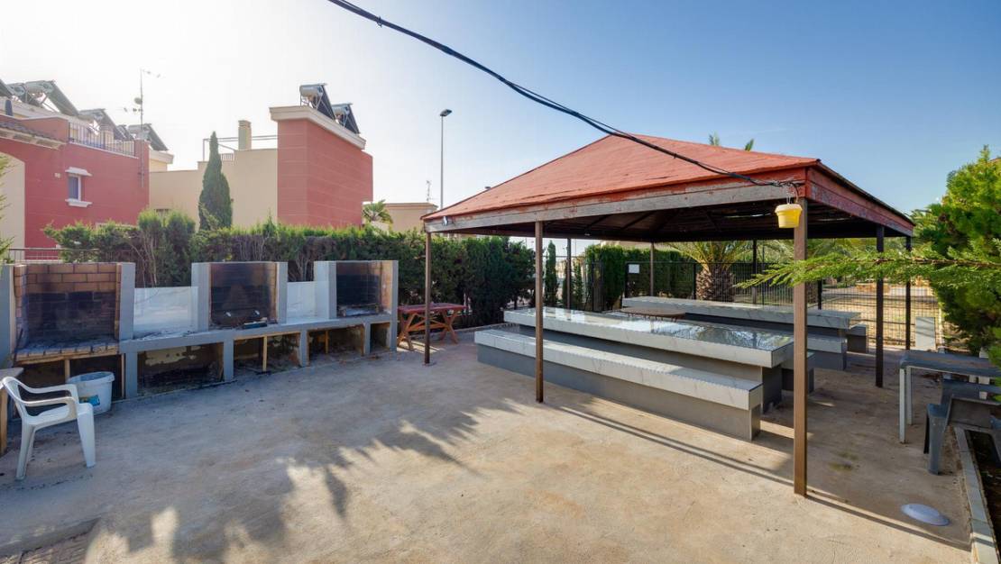 Sale - Apartment - Torrevieja - Torrevieja Centro