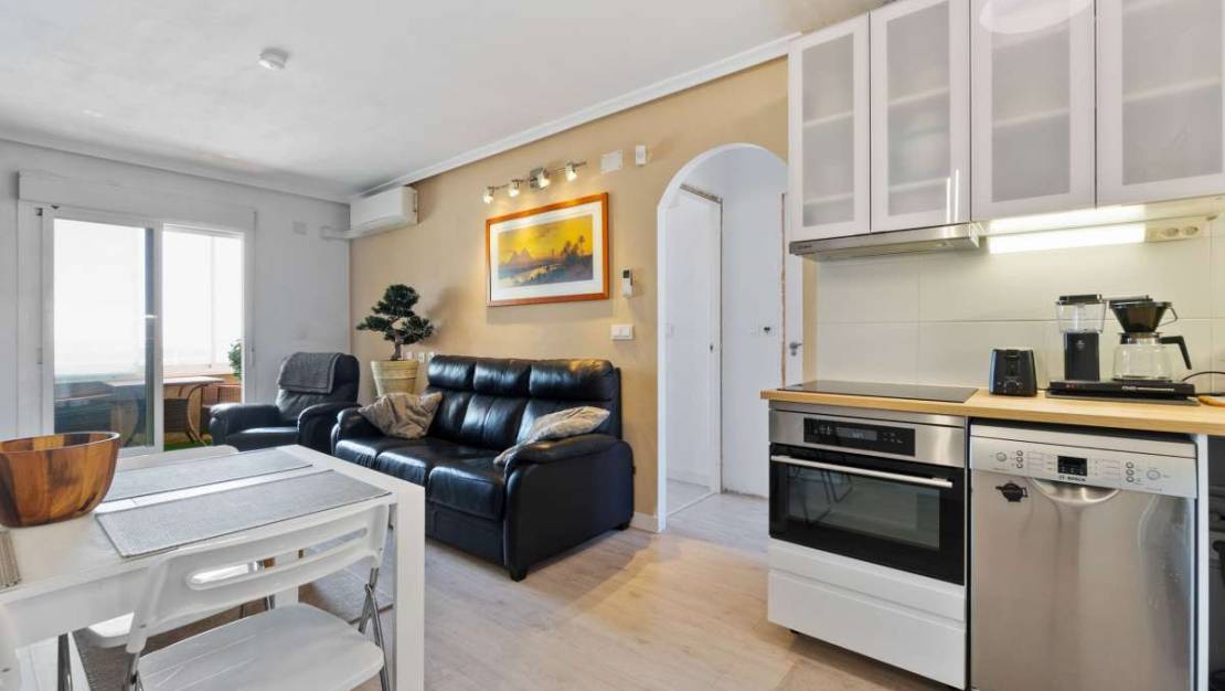 Sale - Apartment - Torrevieja - Torrevieja Centro