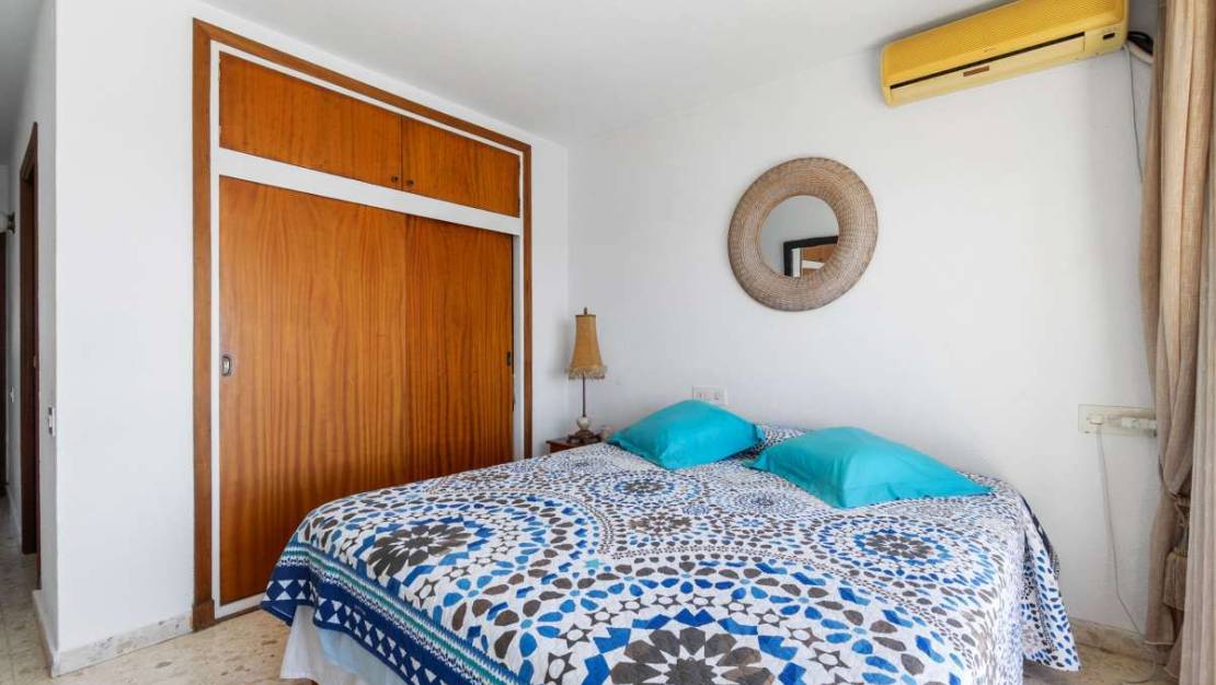 Sale - Apartment - Torrevieja - Torrevieja Centro