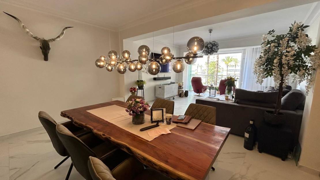 Sale - Apartment - Torrevieja - Torrevieja Centro