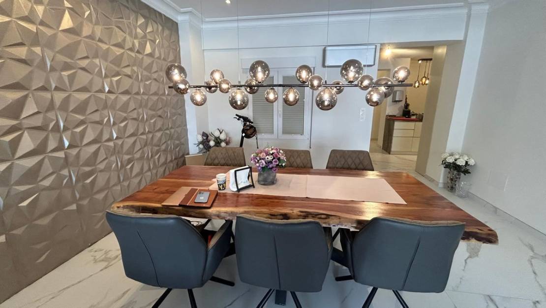 Sale - Apartment - Torrevieja - Torrevieja Centro