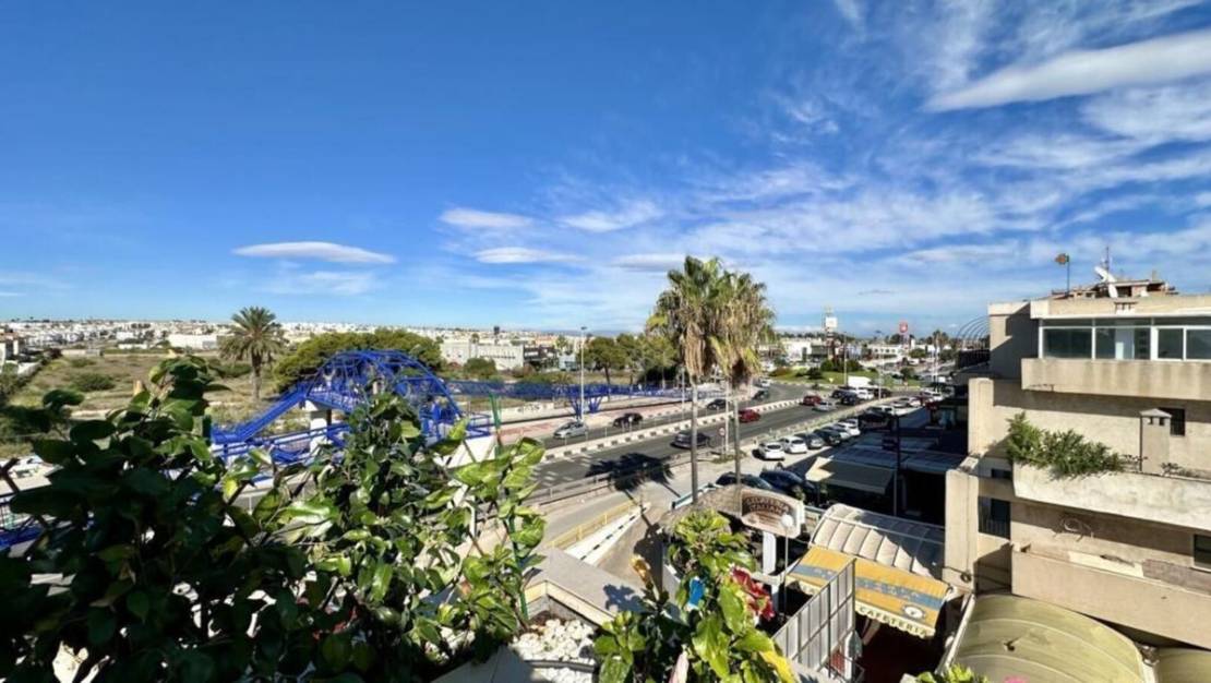 Sale - Apartment - Torrevieja - Torrevieja Centro