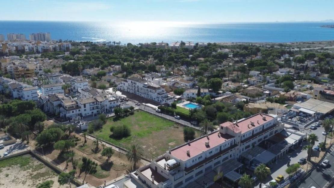 Sale - Apartment - Torrevieja - Torrevieja Centro