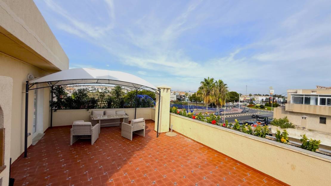 Sale - Apartment - Torrevieja - Torrevieja Centro