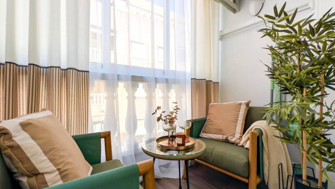 Sale - Apartment - Torrevieja - Torrevieja Centro