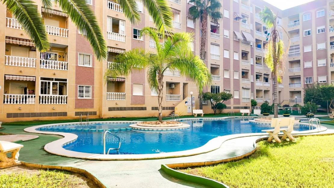 Sale - Apartment - Torrevieja - Torrevieja Centro