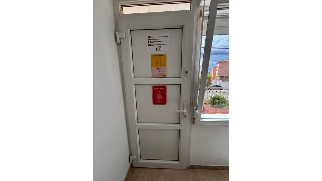 Sale - Apartment - Torrevieja - Torrevieja Centro