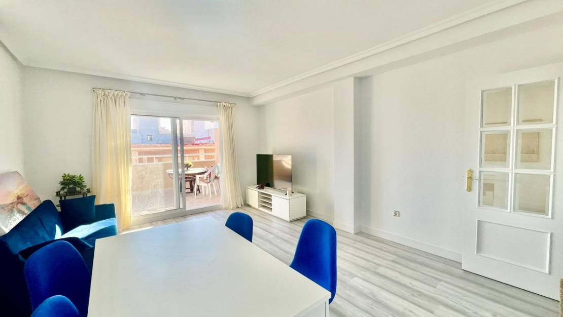 Sale - Apartment - Torrevieja - Torrevieja Centro