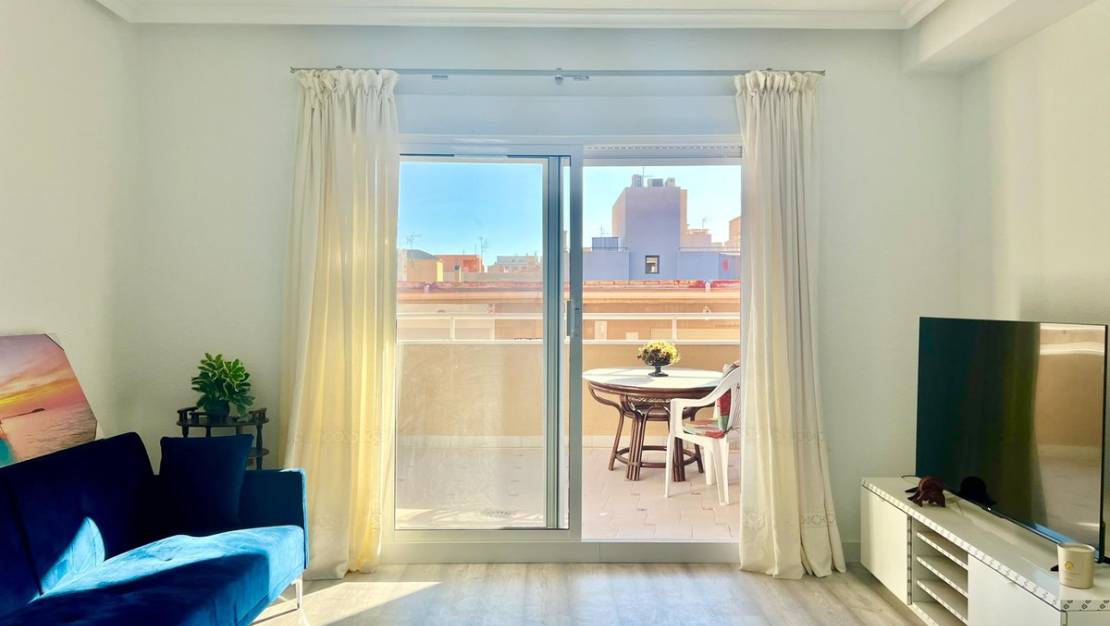 Sale - Apartment - Torrevieja - Torrevieja Centro