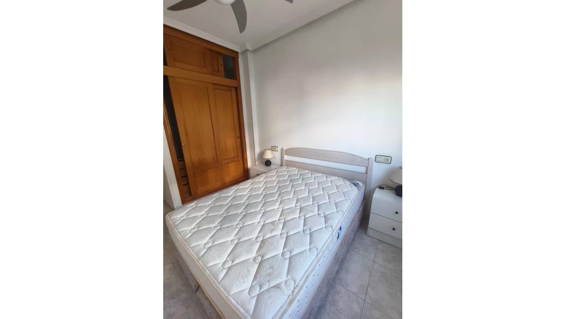 Sale - Apartment - Torrevieja - Torrevieja Centro