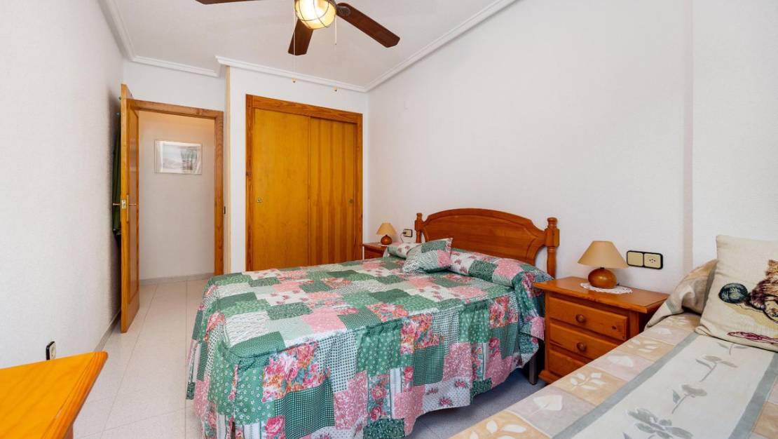 Sale - Apartment - Torrevieja - Torrevieja Centro