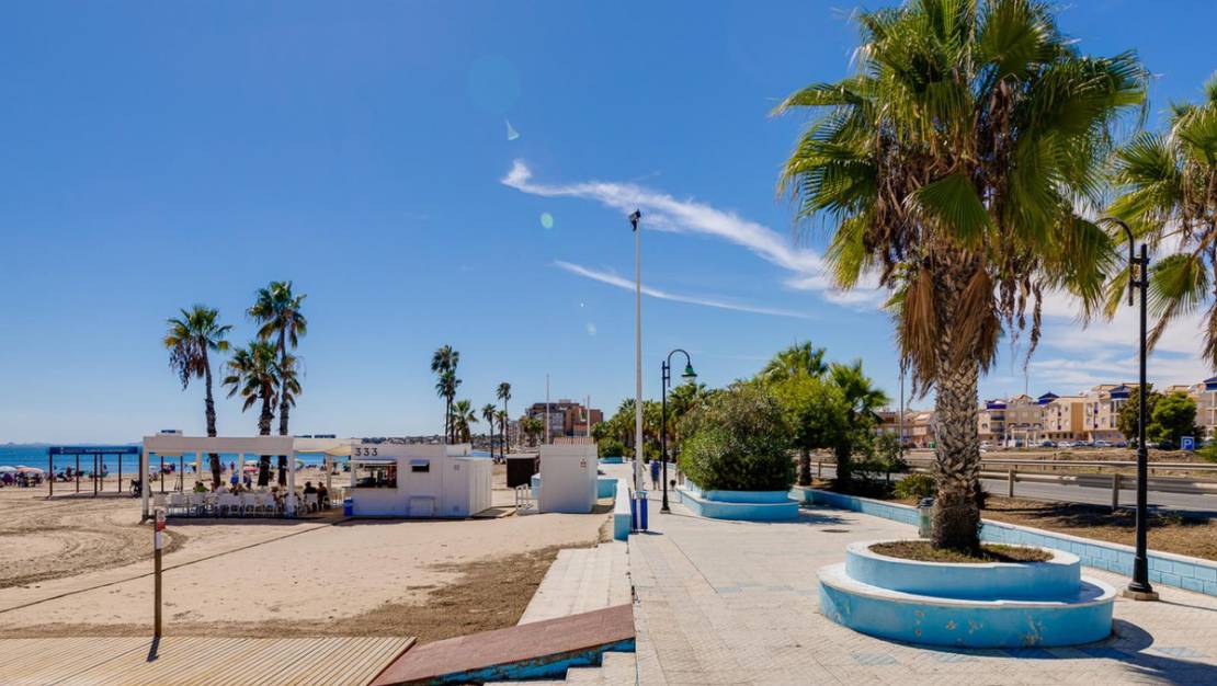 Sale - Apartment - Torrevieja - Torrevieja Centro