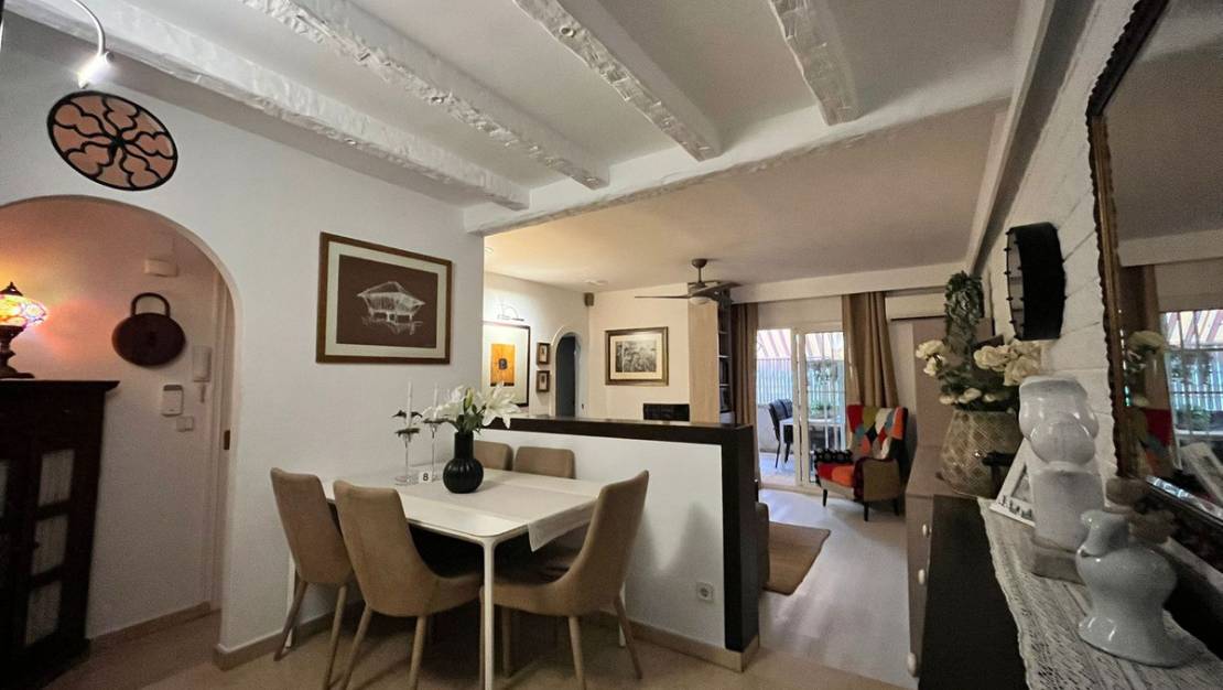 Sale - Apartment - Torrevieja - Torrevieja Centro