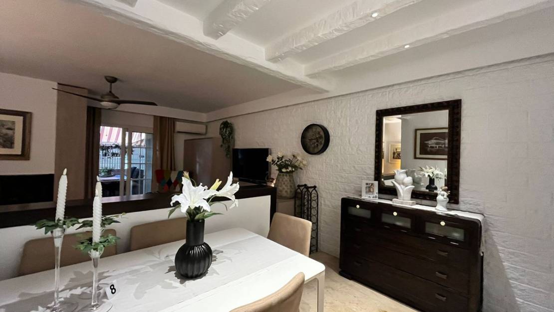 Sale - Apartment - Torrevieja - Torrevieja Centro