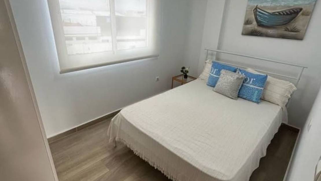 Sale - Apartment - Torrevieja - Torrevieja Centro