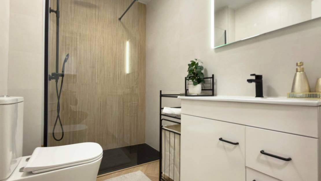 Sale - Apartment - Torrevieja - Torrevieja Centro