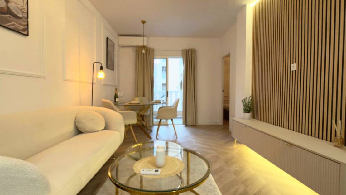 Sale - Apartment - Torrevieja - Torrevieja Centro