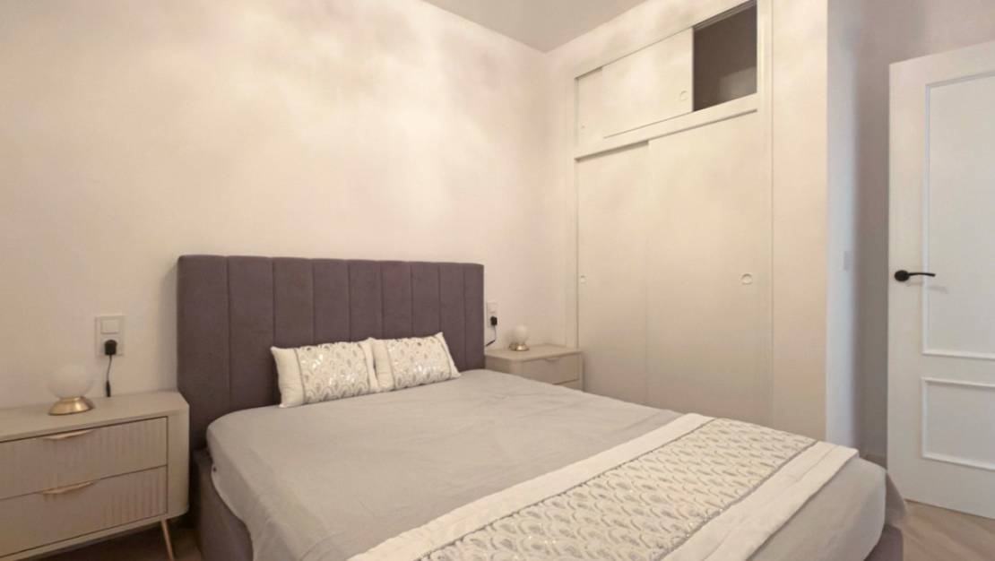 Sale - Apartment - Torrevieja - Torrevieja Centro