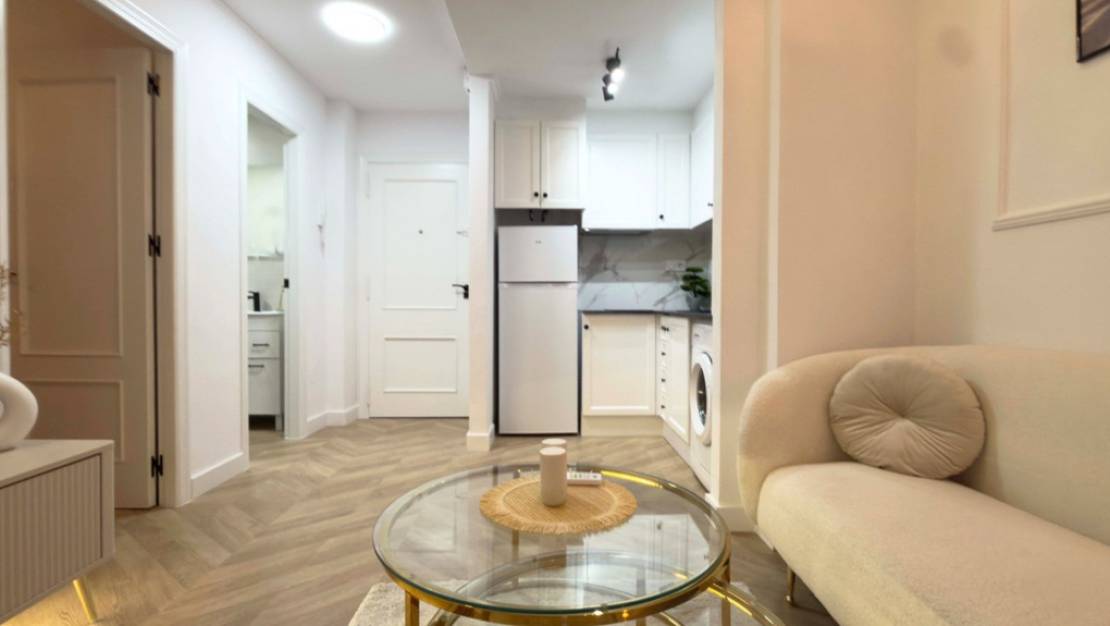 Sale - Apartment - Torrevieja - Torrevieja Centro