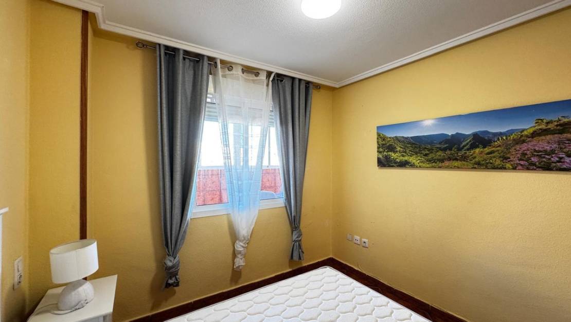 Sale - Apartment - Torrevieja - Torrevieja Centro