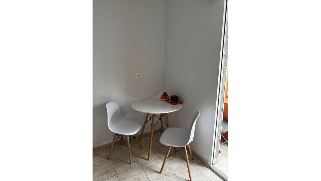 Sale - Apartment - Torrevieja - Torrevieja Centro