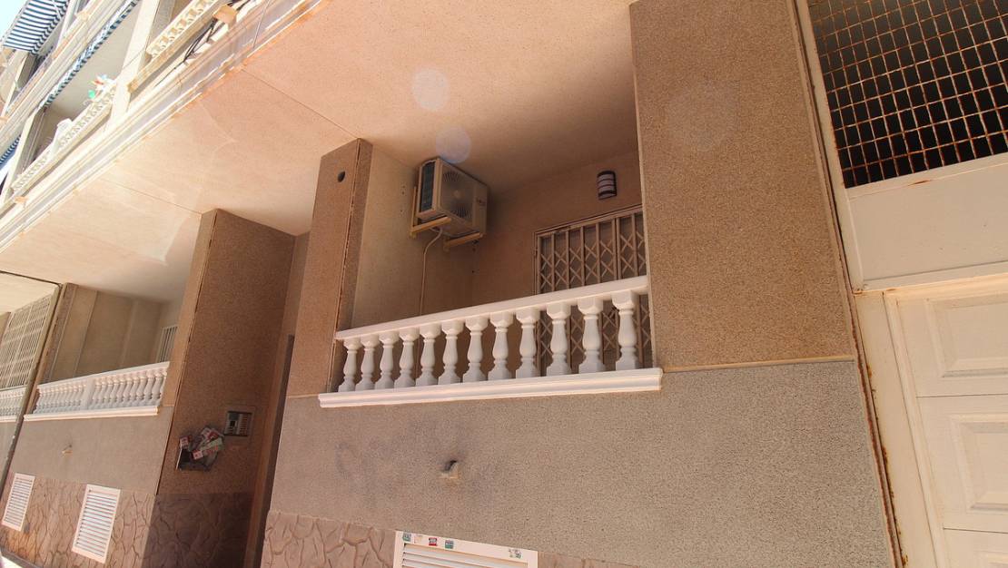 Sale - Apartment - Torrevieja - Torrevieja Centro