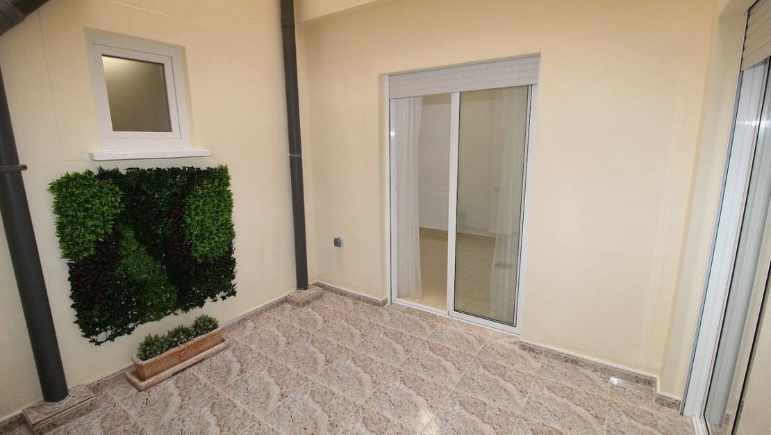 Sale - Apartment - Torrevieja - Torrevieja Centro