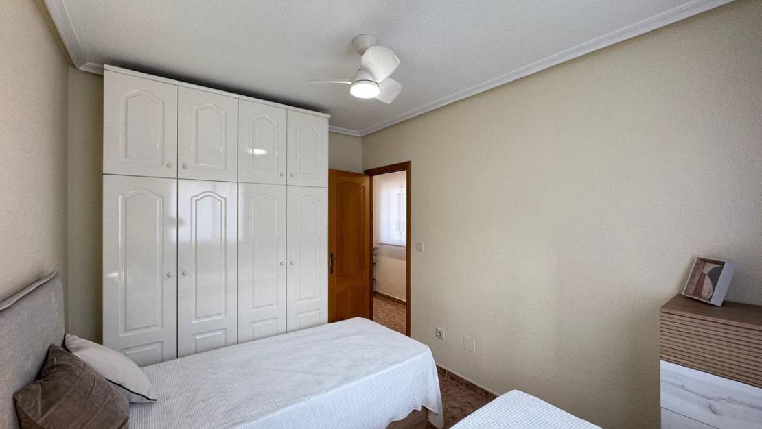 Sale - Apartment - Torrevieja - Torrevieja Centro