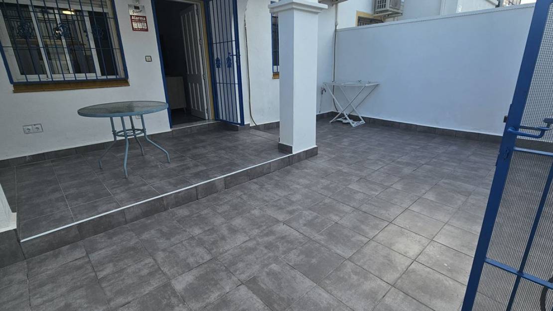 Sale - Apartment - Torrevieja - Torrevieja Centro