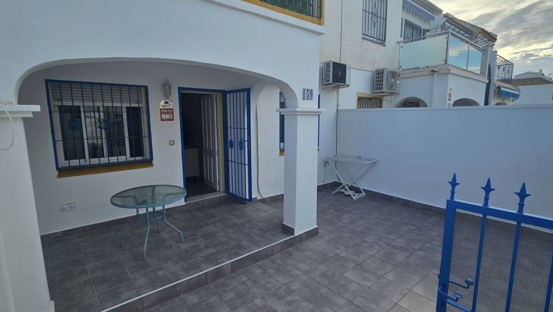 Sale - Apartment - Torrevieja - Torrevieja Centro