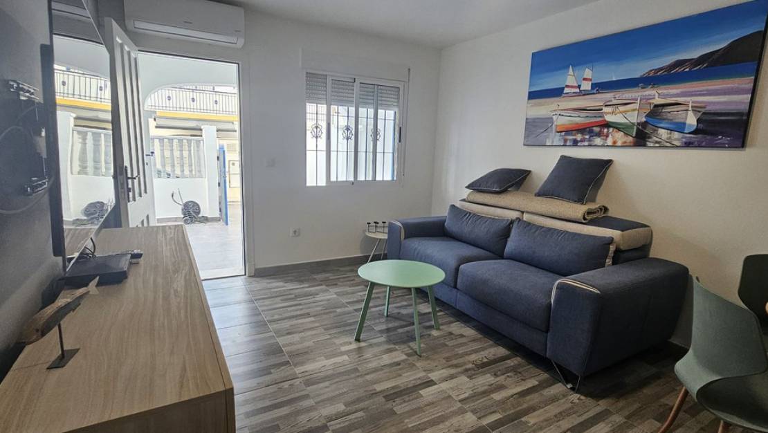 Sale - Apartment - Torrevieja - Torrevieja Centro