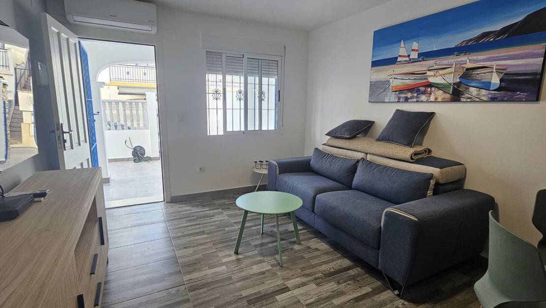 Sale - Apartment - Torrevieja - Torrevieja Centro